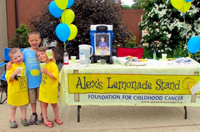 Group of kids at an ALSF lemonade stand